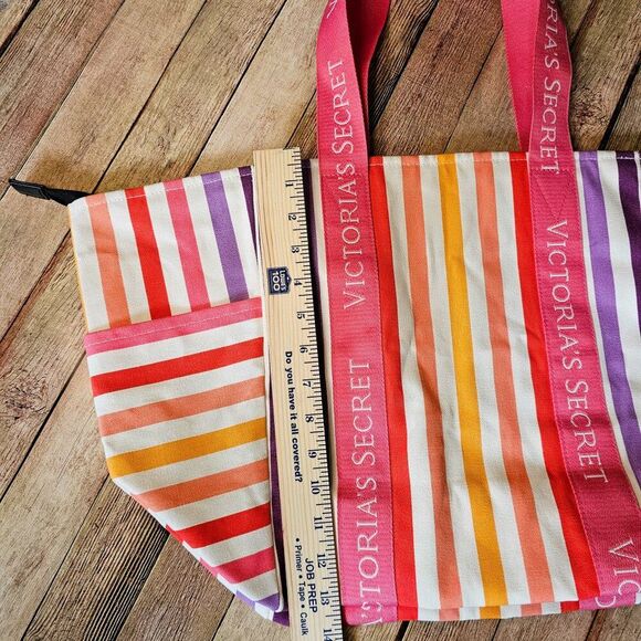 NWT Victoria's Secret Pink Stripe Weekender Tote Gym Travel Beach Zip Large Bag - Picture 9 of 10